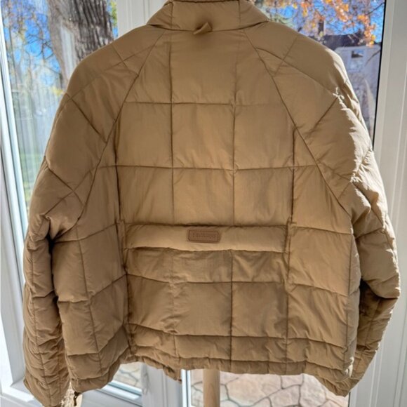 Halfdays Women’s Nellie Packable Puffer Jacket | Size Small | Chai - Picture 3 of 3